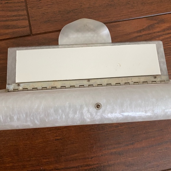 Wilardy rare vintage lucite clutch - Picture 8 of 8